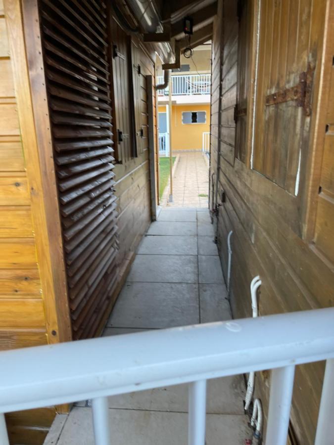2 Bungalows Au Bord De La Plage De Montal A Moule Loues Individuellement Ou Ensemble Льо Мул Екстериор снимка