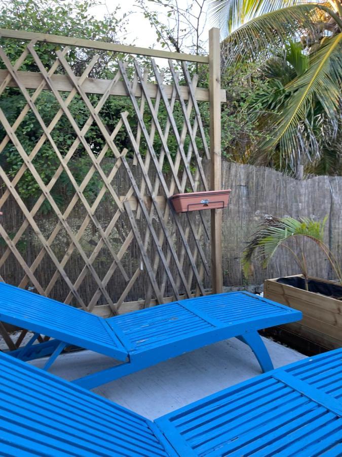 2 Bungalows Au Bord De La Plage De Montal A Moule Loues Individuellement Ou Ensemble Льо Мул Екстериор снимка