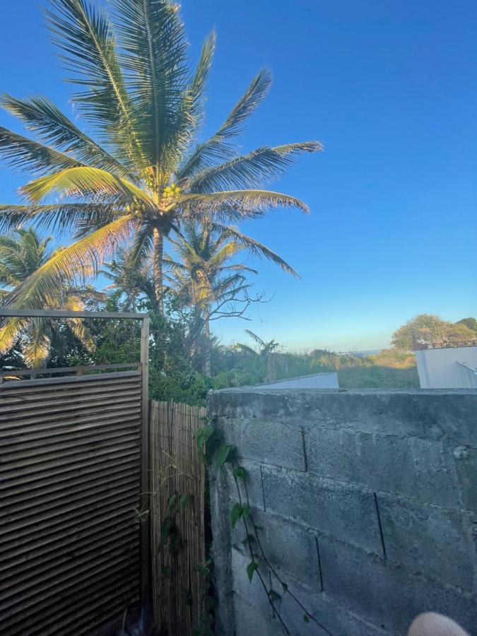2 Bungalows Au Bord De La Plage De Montal A Moule Loues Individuellement Ou Ensemble Льо Мул Екстериор снимка