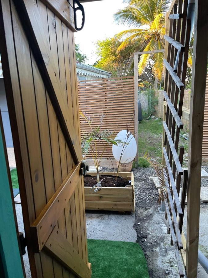 2 Bungalows Au Bord De La Plage De Montal A Moule Loues Individuellement Ou Ensemble Льо Мул Екстериор снимка