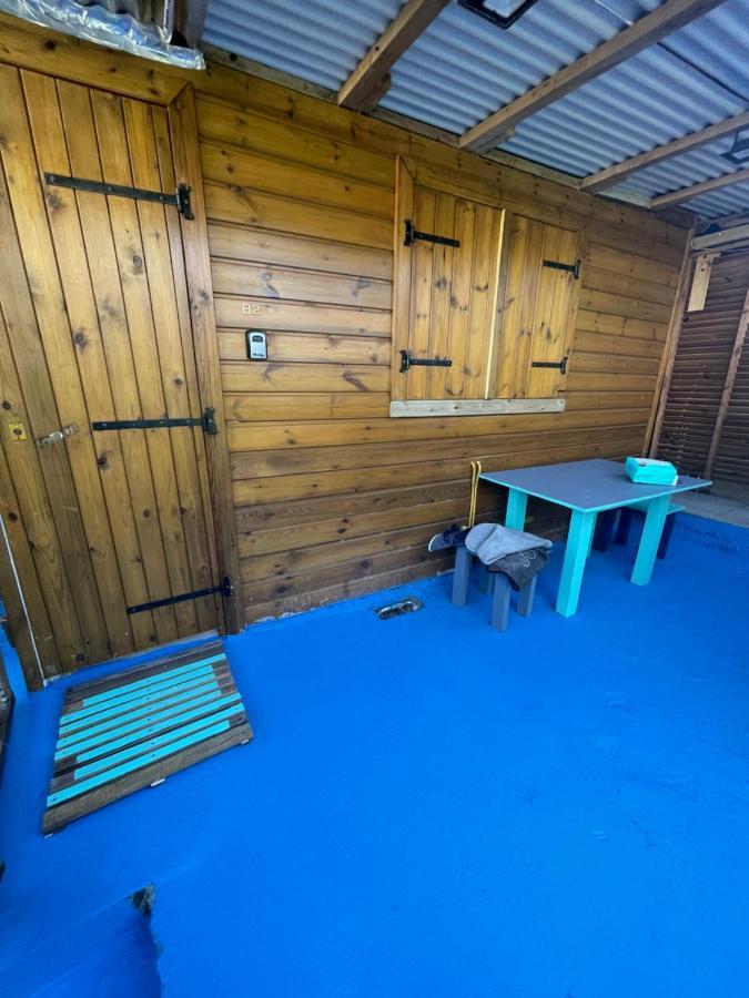 2 Bungalows Au Bord De La Plage De Montal A Moule Loues Individuellement Ou Ensemble Льо Мул Екстериор снимка