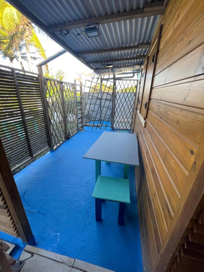 2 Bungalows Au Bord De La Plage De Montal A Moule Loues Individuellement Ou Ensemble Льо Мул Екстериор снимка